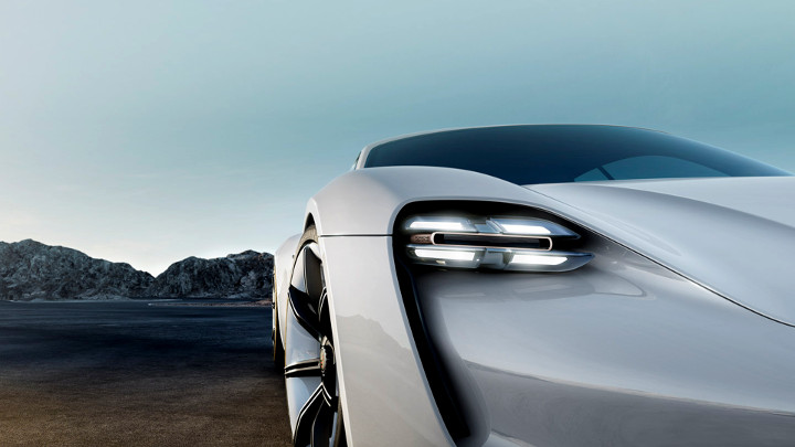 Porsche Taycan front